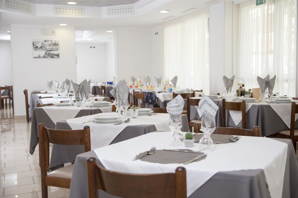 Silvia Hotel